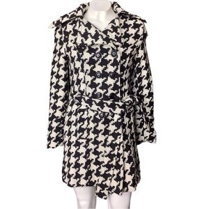 Body Central Houndstooth Trench Coat size medium